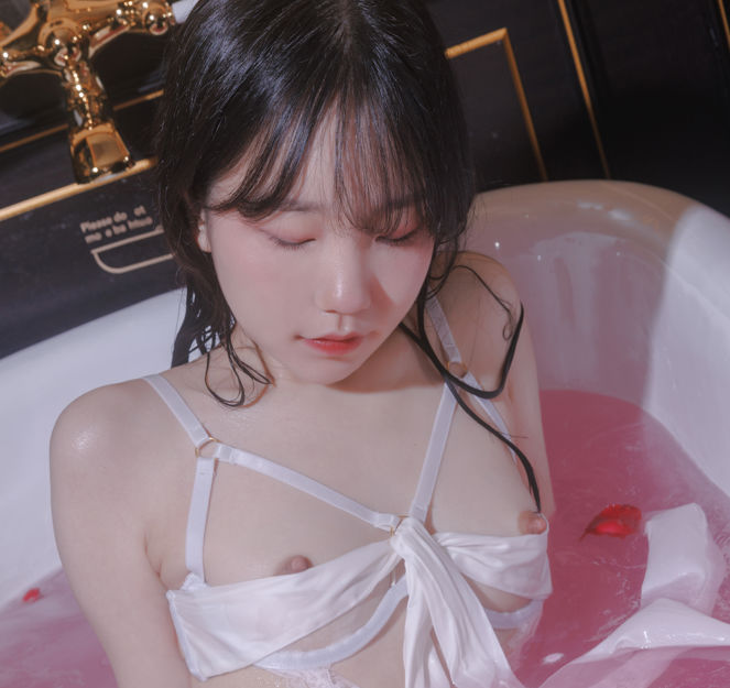 Yeri - 36.5 ℃ (Part A)高清写真[53P+1V/1.5G]
